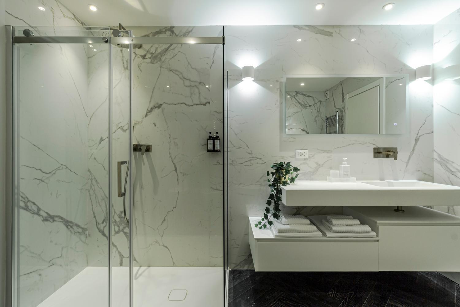 Righi Suite Apartment โบโลญญา ภายนอก รูปภาพ
