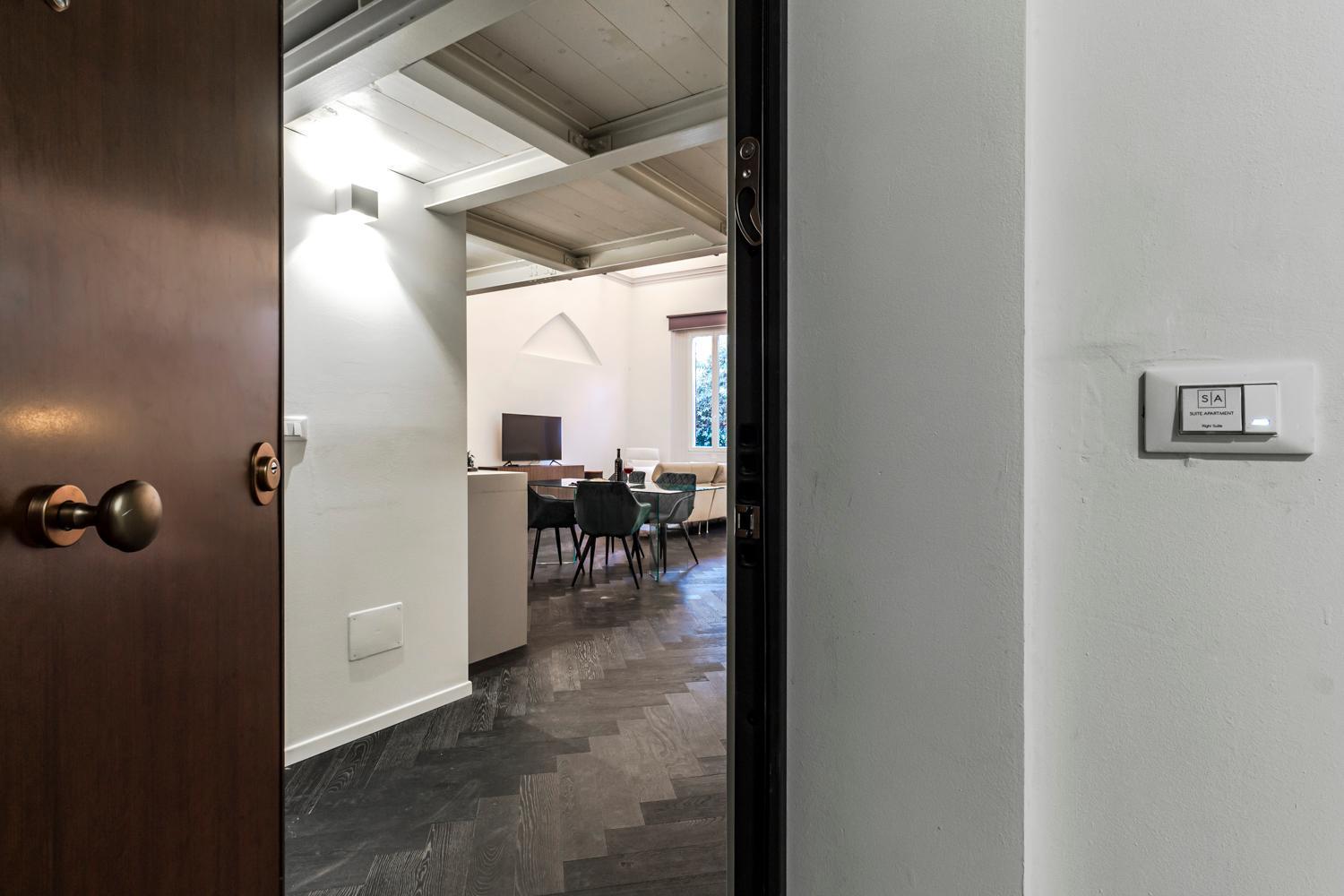 Righi Suite Apartment โบโลญญา ภายนอก รูปภาพ
